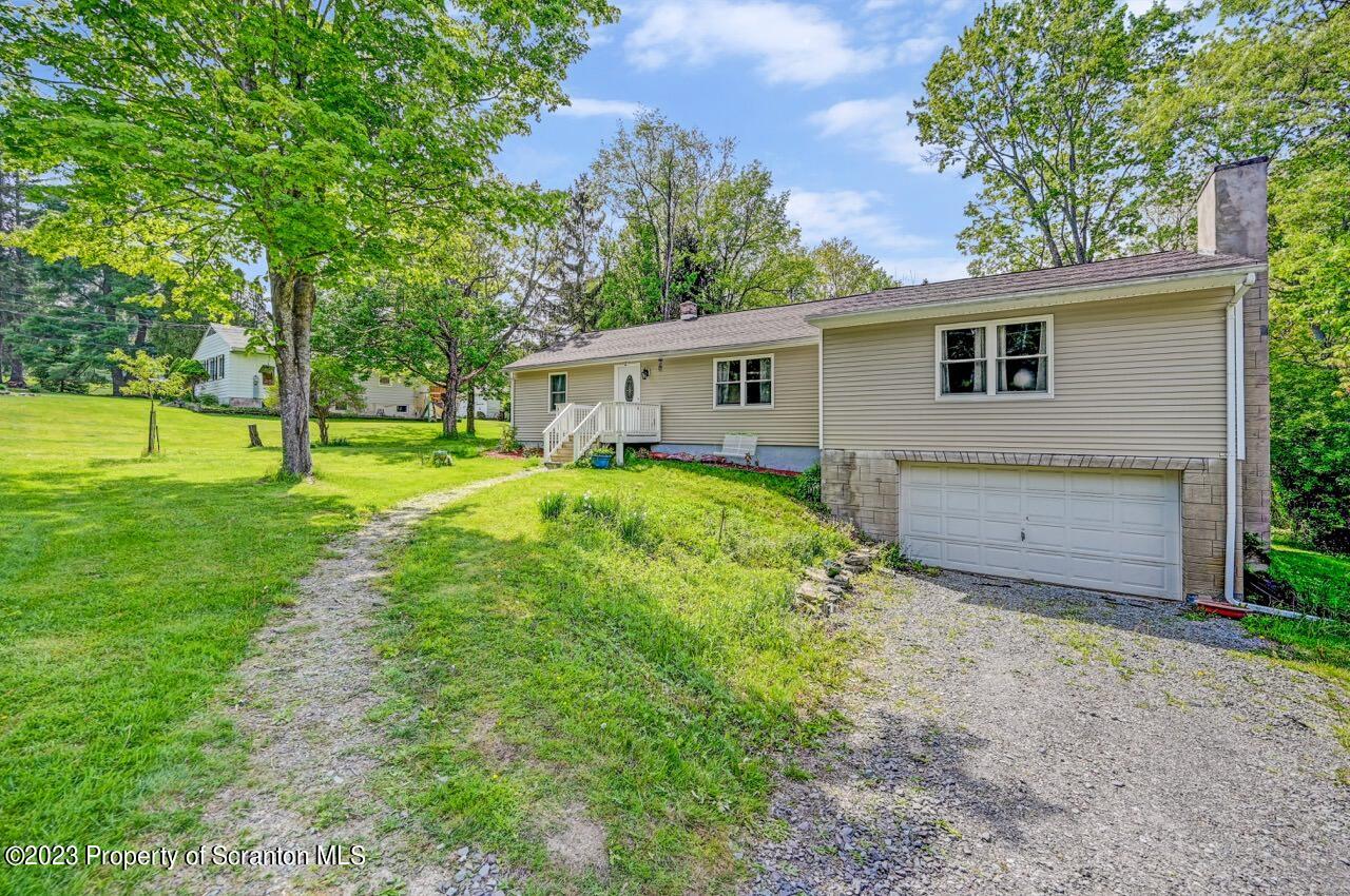 118 Brookside Road Dalton, PA 18414 - Photo 3 of 54 Gallery Image 3