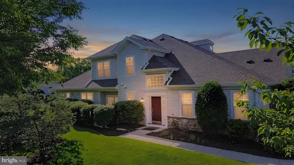 $530,000 | 1 Wiltshire Drive, Unit END, Lawrenceville, NJ 08648
