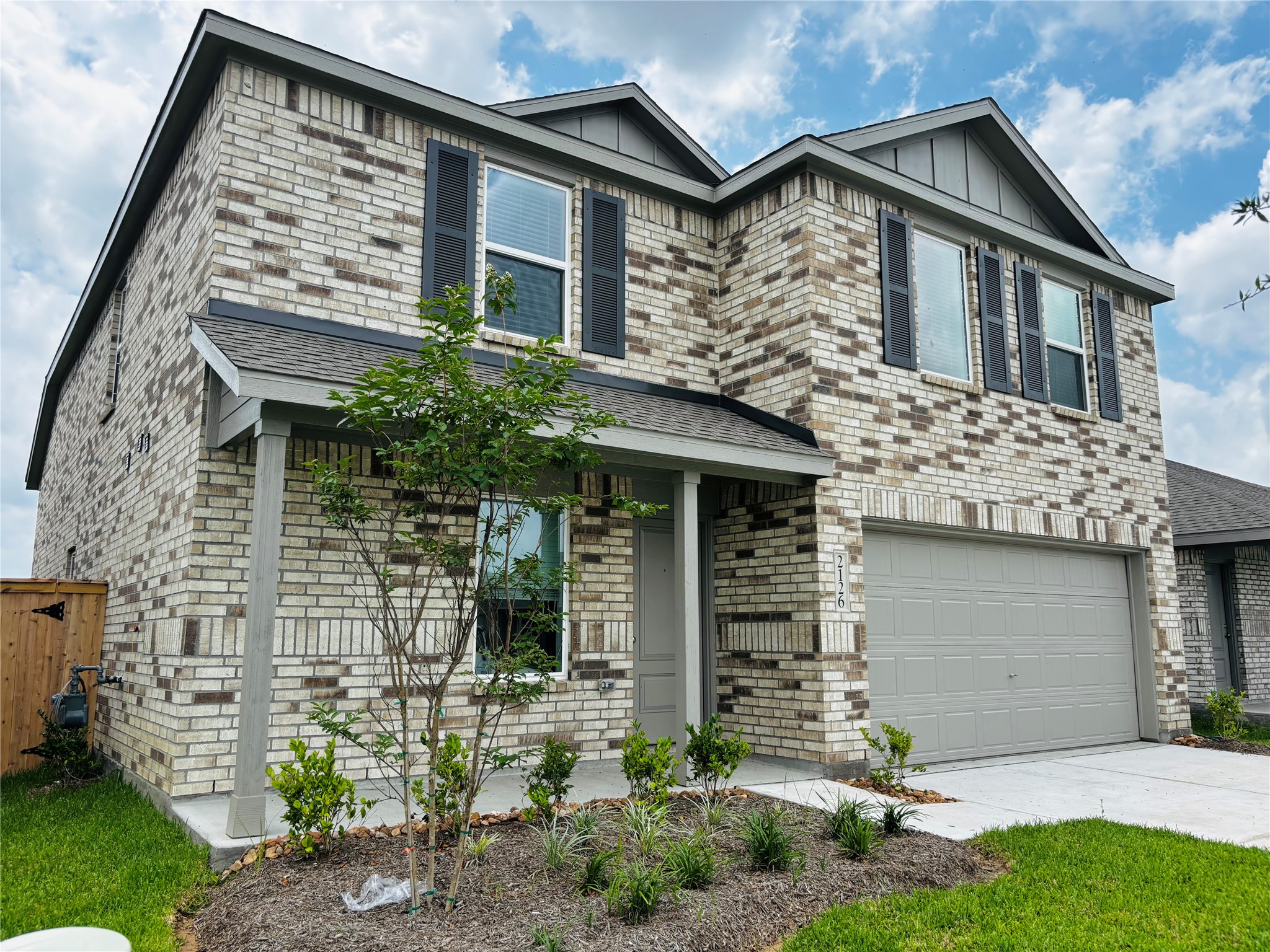 2126 Mosaic Vly Court Angleton, TX 77515 - Photo 3 of 40 front view of a house with a yard