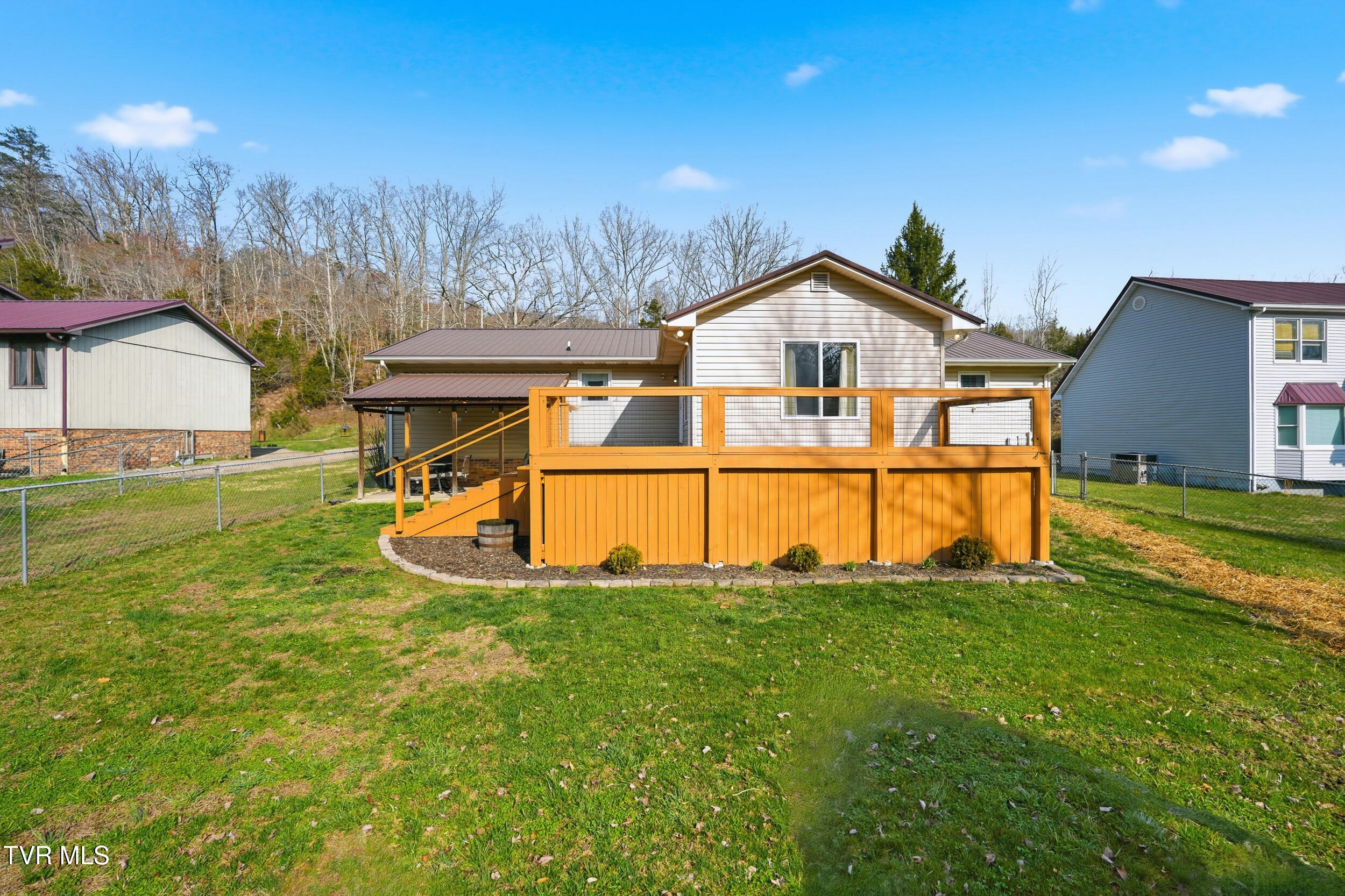 413 Fraley Avenue Duffield, VA 24244 - Photo 32 of 36 35_413 fraley ave-36