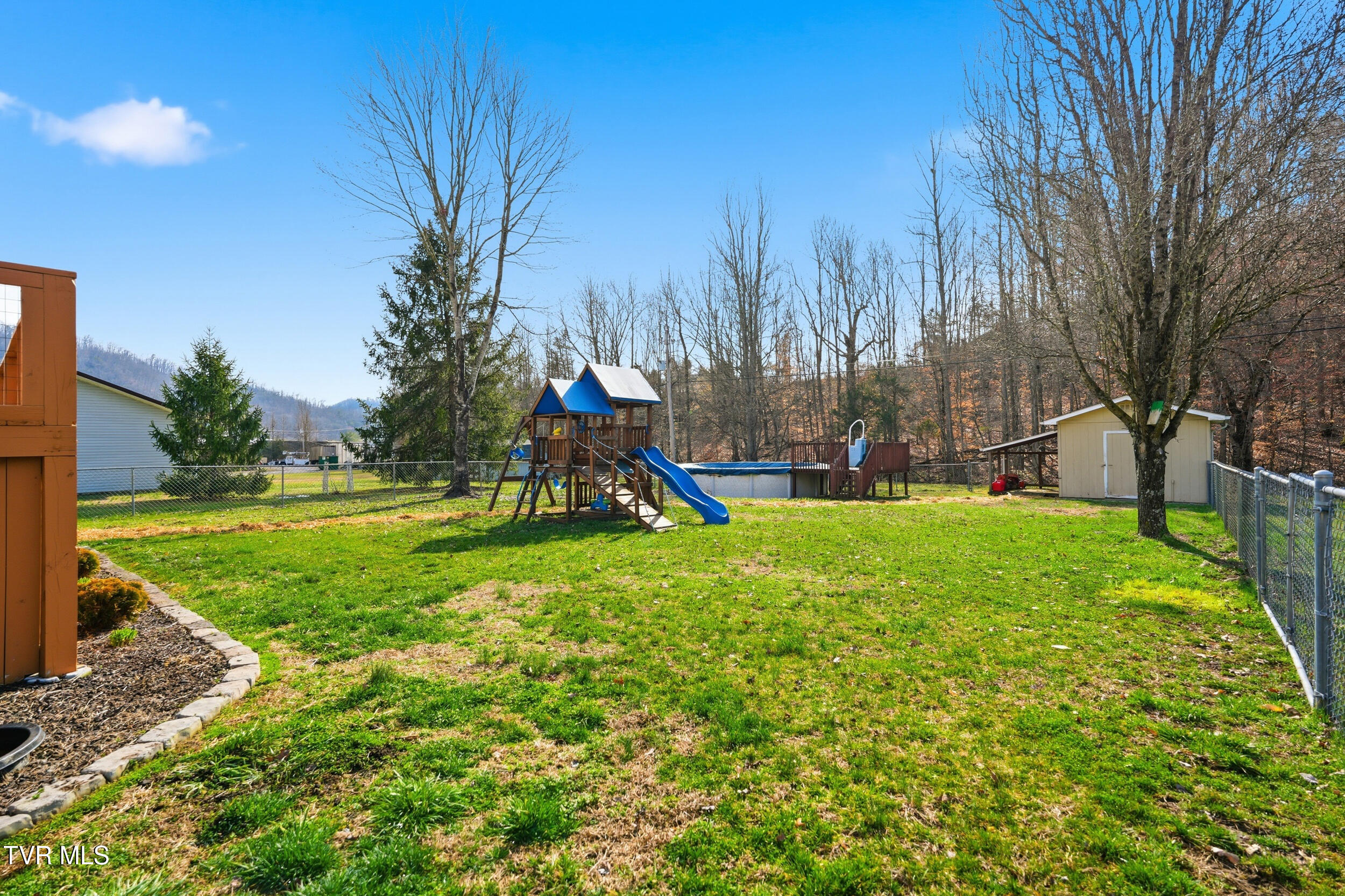 413 Fraley Avenue Duffield, VA 24244 - Photo 34 of 36 37_413 fraley ave-38