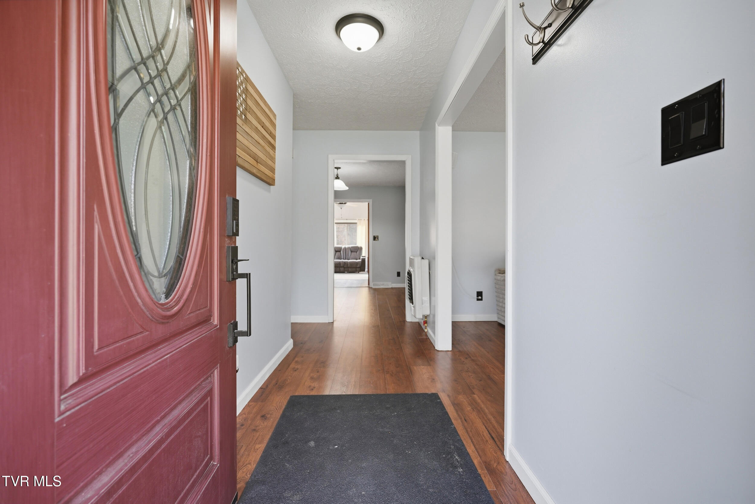 413 Fraley Avenue Duffield, VA 24244 - Photo 5 of 36 6_413 fraley ave-05