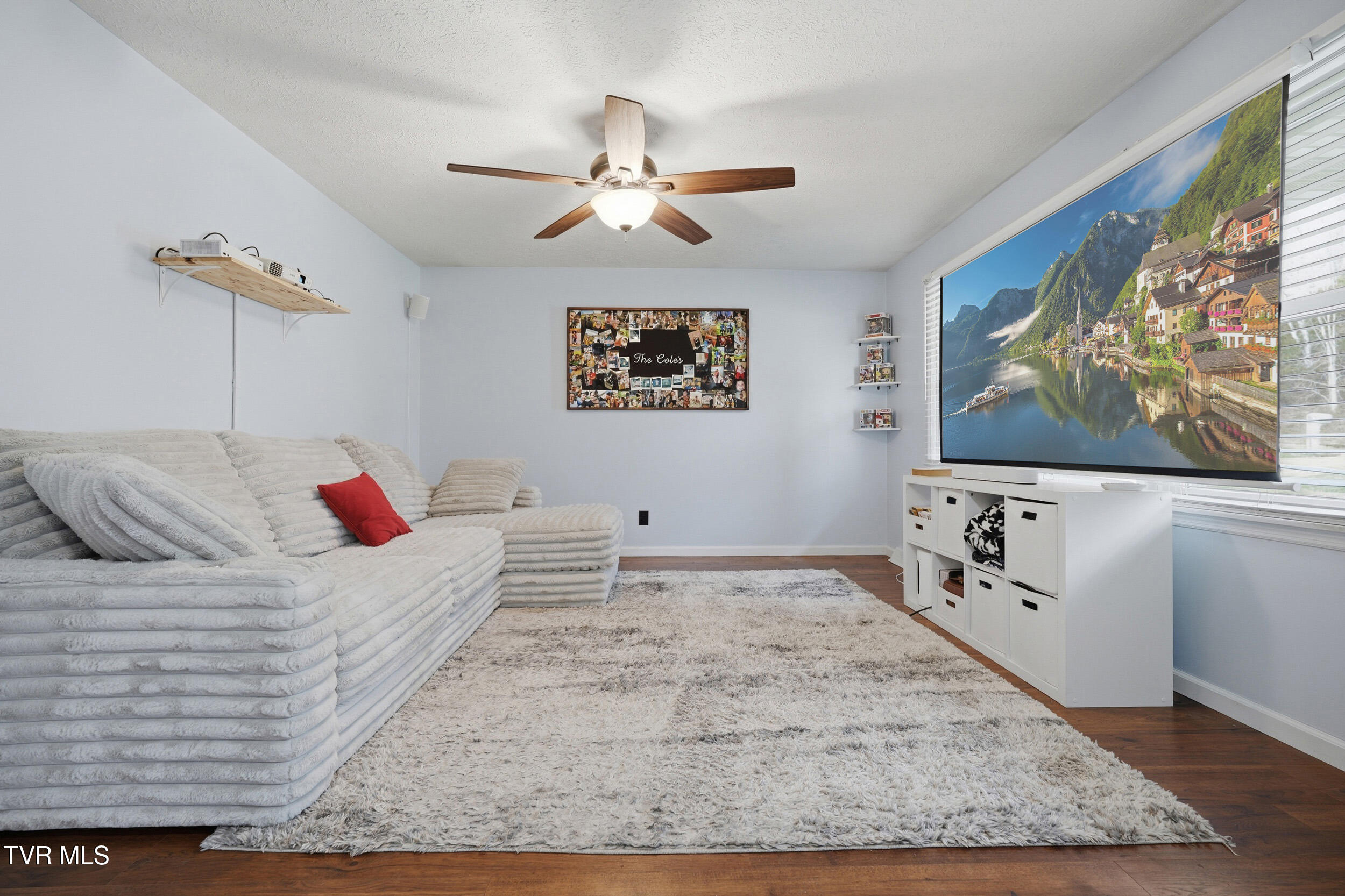 413 Fraley Avenue Duffield, VA 24244 - Photo 7 of 36 8_413 fraley ave-06