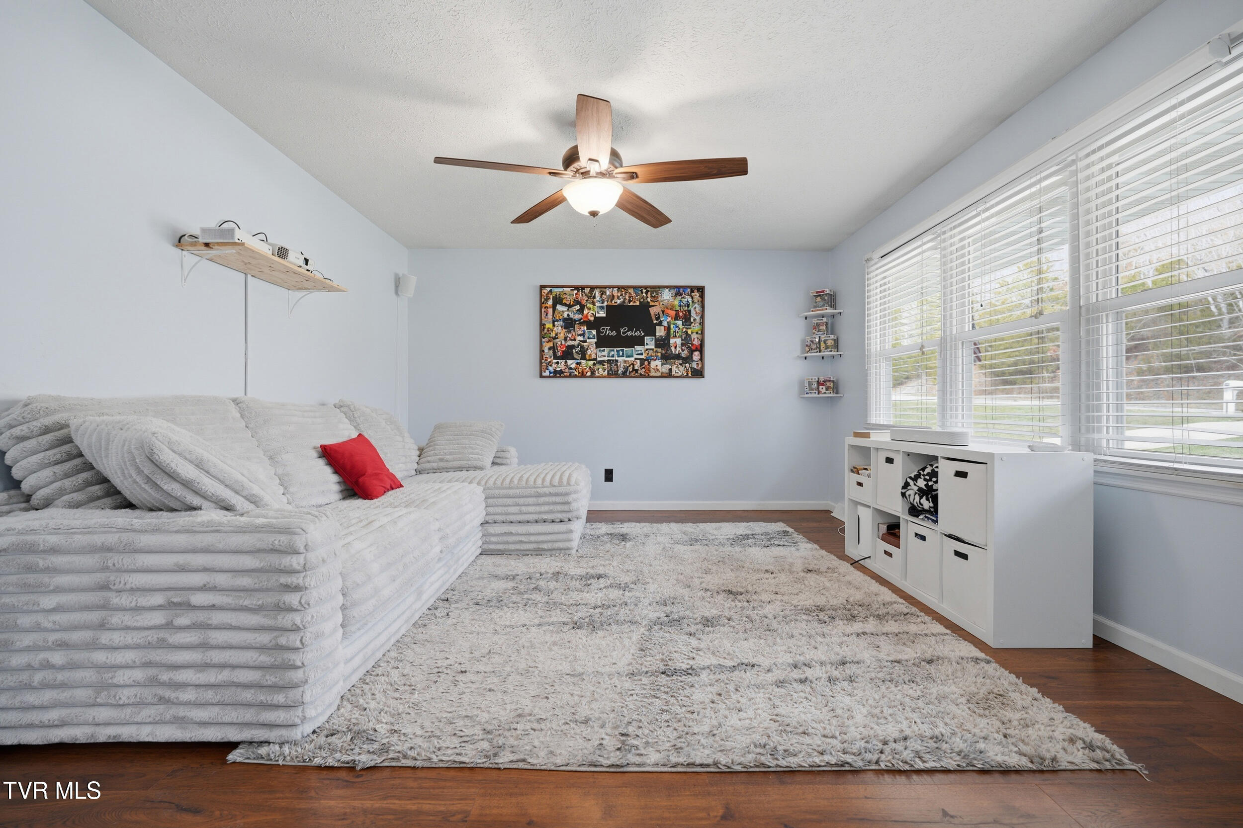 413 Fraley Avenue Duffield, VA 24244 - Photo 8 of 36 9_413 fraley ave-10