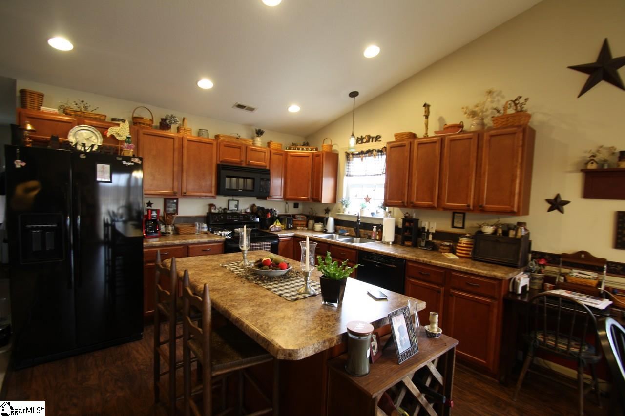 348 Granny Doris Boulevard Inman, SC 29349 - Photo 7 of 24