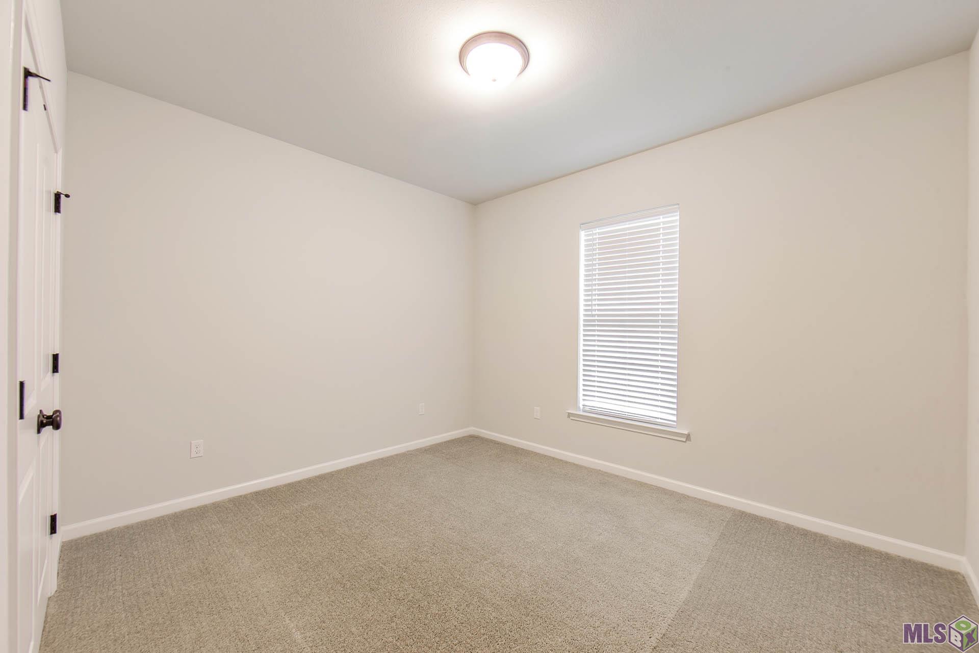 213 Shadow Pointe Road Thibodaux, LA 70301 - Photo 12 of 13 Gallery Image 12