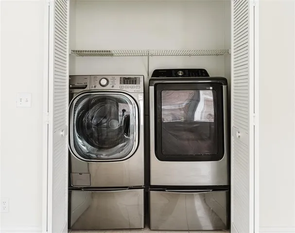 $3,700 | 10646 Lake Oak Way, Boca Raton, FL 33498