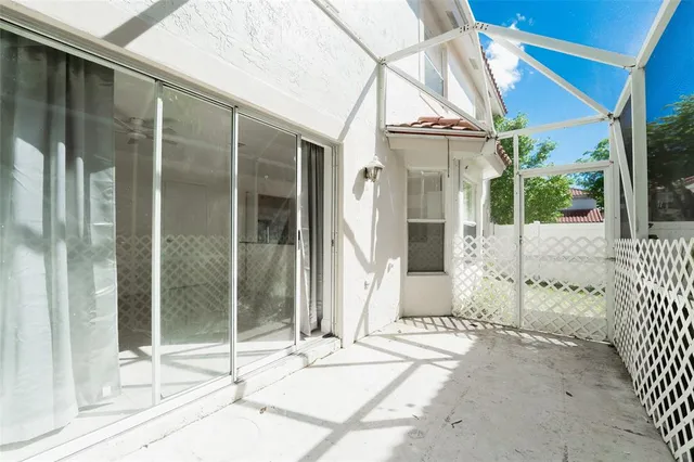 $3,700 | 10646 Lake Oak Way, Boca Raton, FL 33498