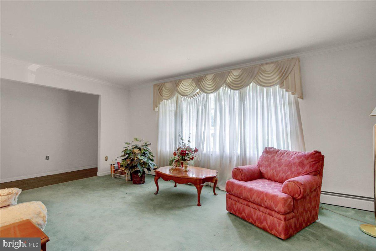 463 Snyder Road Reading, PA 19605 - Photo 8 of 24 Gallery Image 8