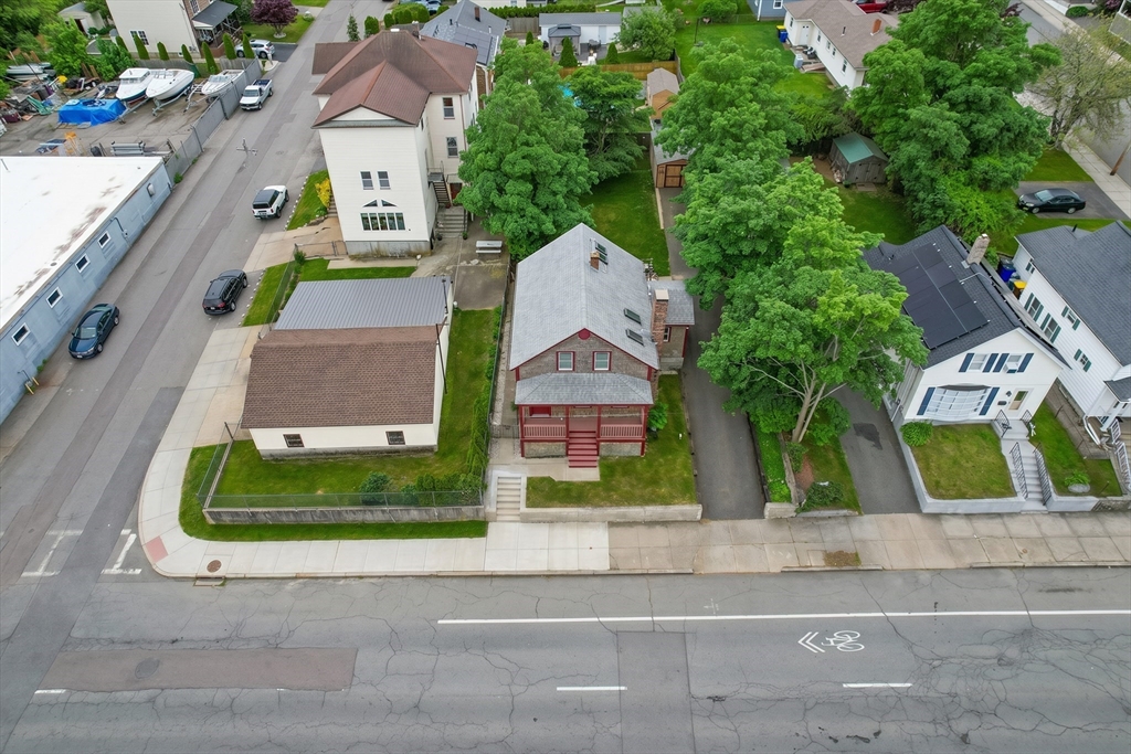 217 Brayton Avenue Fall River, MA 02721 - Photo 24 of 31