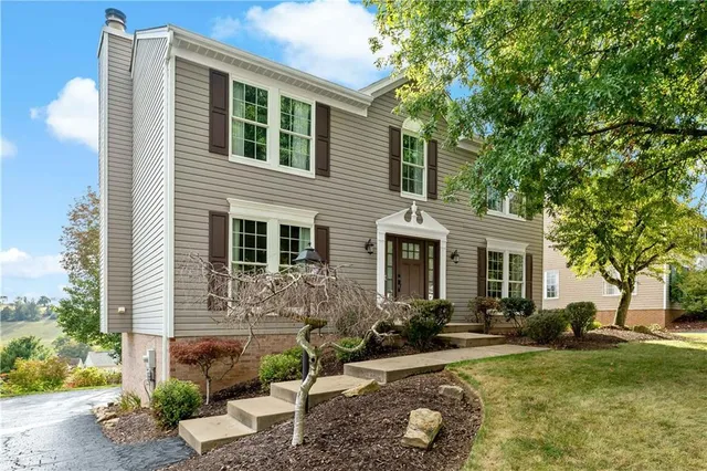 $424,900 | 166 Vista Drive, Canonsburg, PA 15317