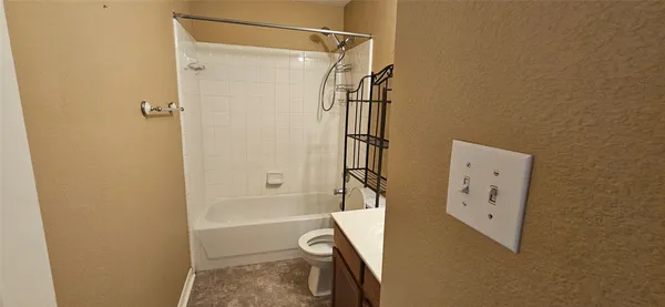 $1,900 | 107 Helen Cove, Hutto, TX 78634