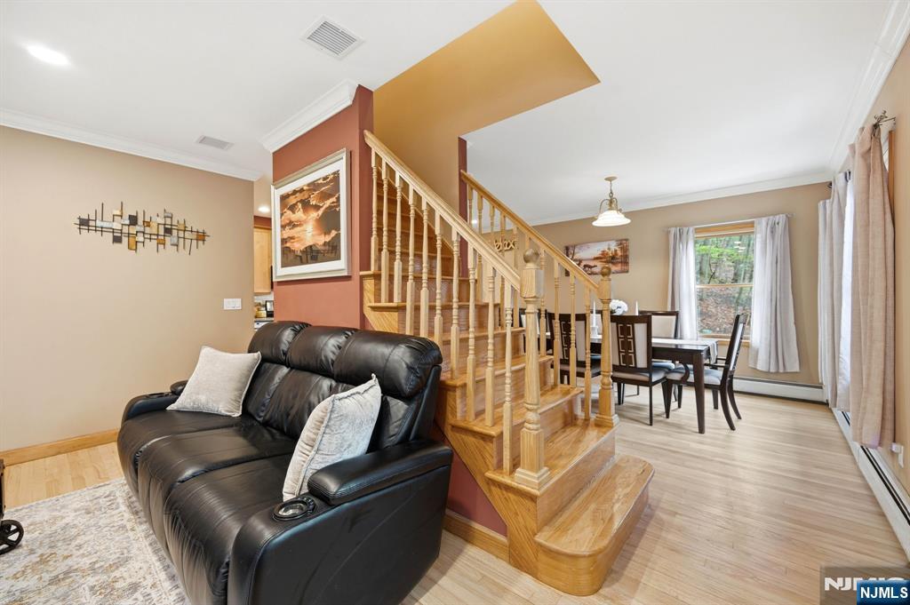 219 Snake Den Road Wanaque, NJ 07465 - Photo 4 of 50