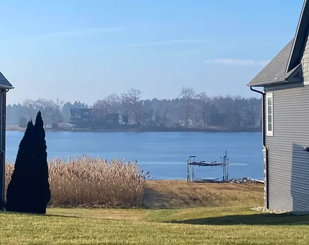 $44,900 | 30 Coronado Drive, Jackson, MI 49201