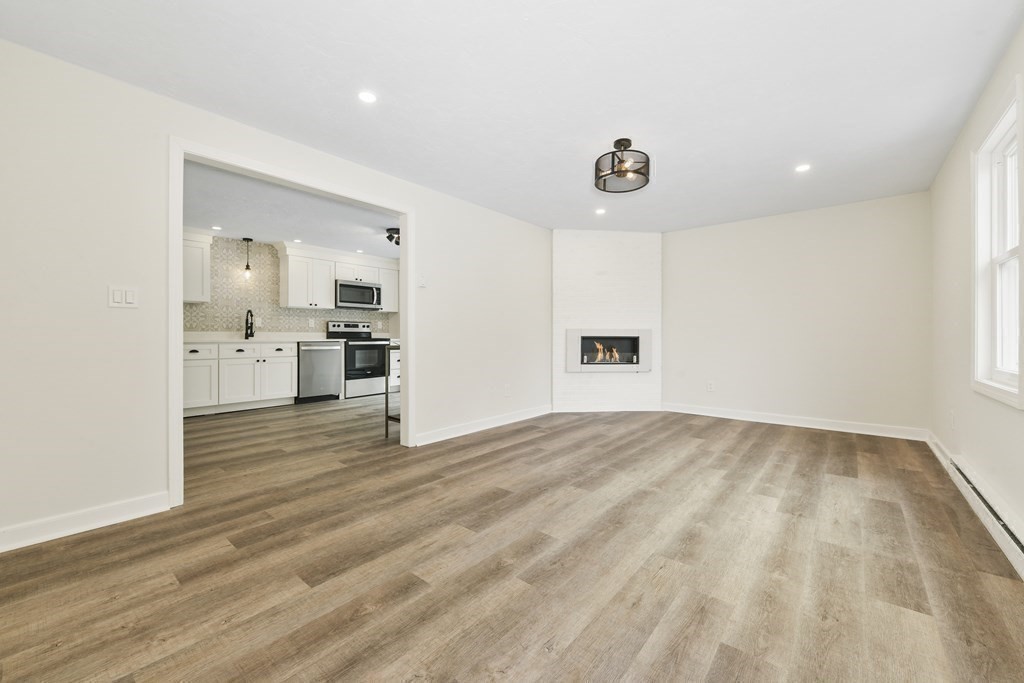 130 Cowell Road, Unit 130 Wrentham, MA 02093 - Photo 13 of 29 Gallery Image 13
