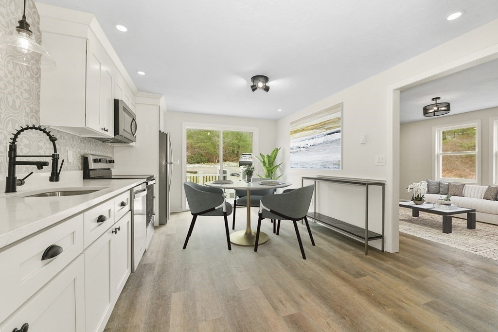 130 Cowell Road, Unit 130 Wrentham, MA 02093 - Photo 4 of 29 Gallery Image 4