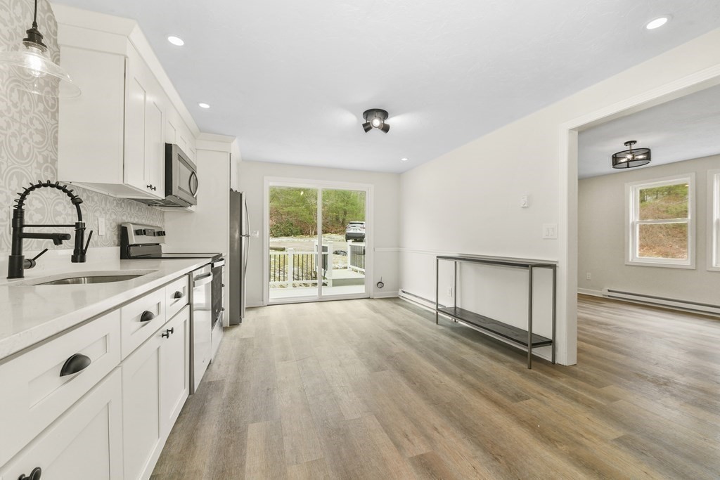 130 Cowell Road, Unit 130 Wrentham, MA 02093 - Photo 8 of 29 Gallery Image 8