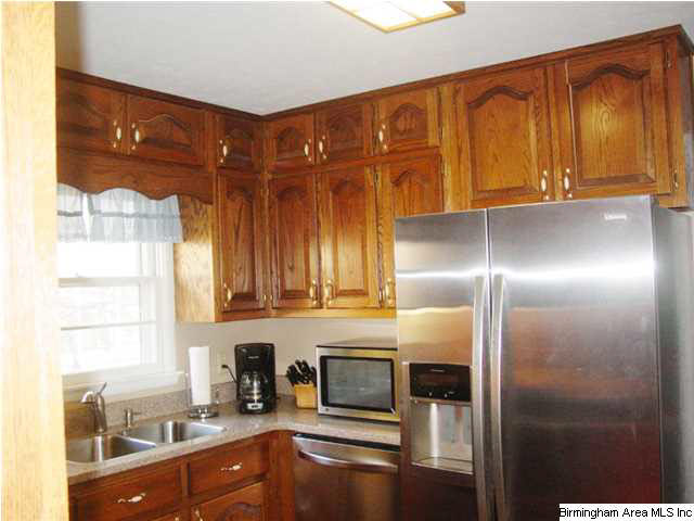 3914 Perkerson Drive Anniston, AL 36201 - Photo 9 of 31