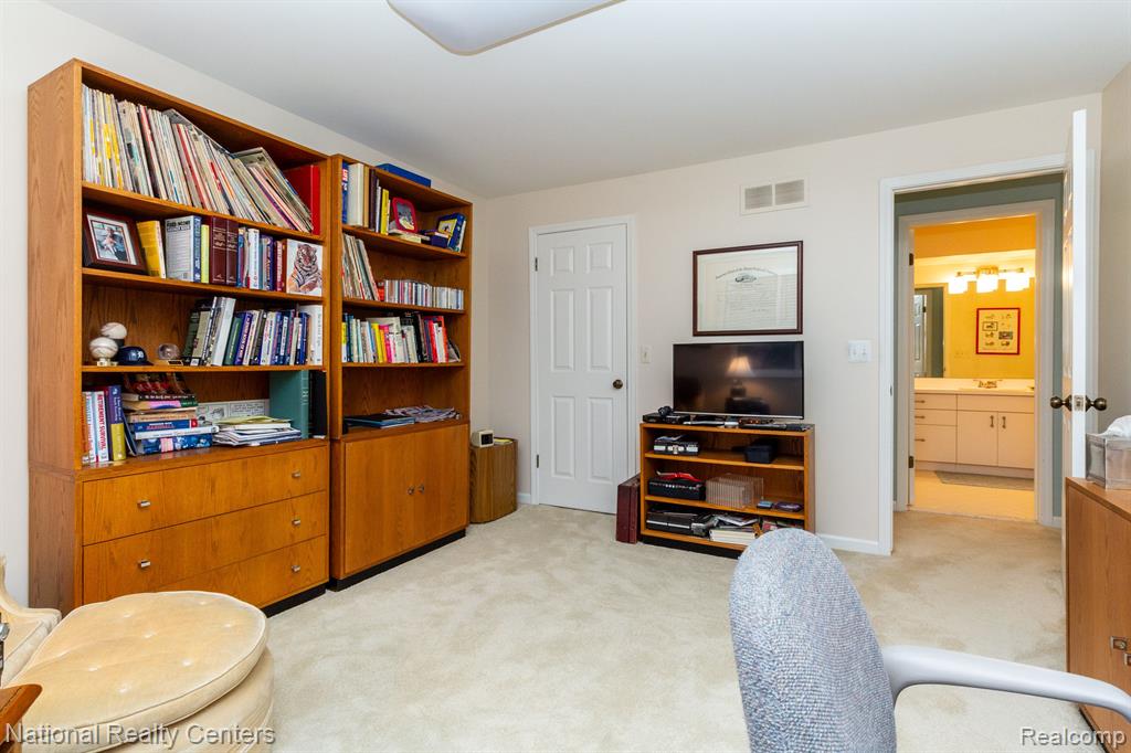 36985 Valley Ridge Drive Farmington Hills, MI 48331 - Photo 37 of 51