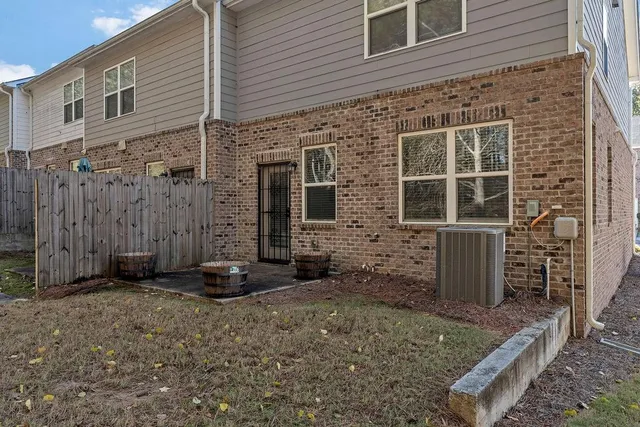 $1,900 | 1938 Millstream Hollow, Conyers, GA 30012