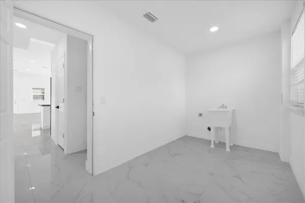 $2,500 | 600 North Lakewood Avenue, Ocoee, FL 34761