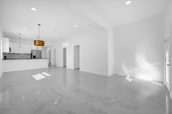 $2,500 | 600 North Lakewood Avenue, Ocoee, FL 34761