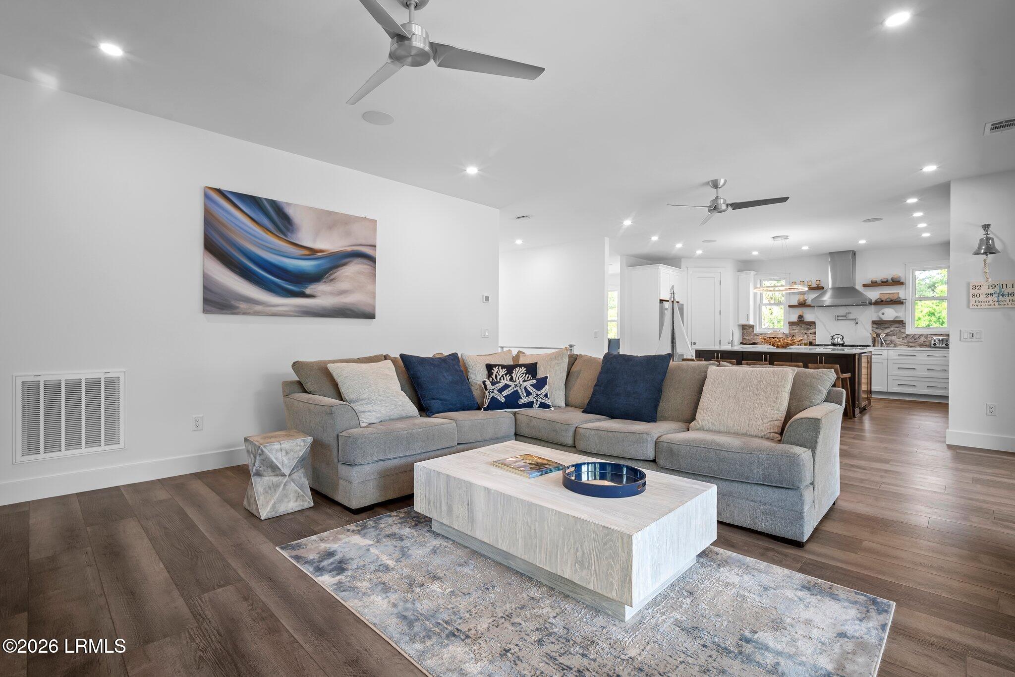 631 Dolphin Road Fripp Island, SC 29920 - Photo 8 of 89 26-web-or-mls-DSC03554