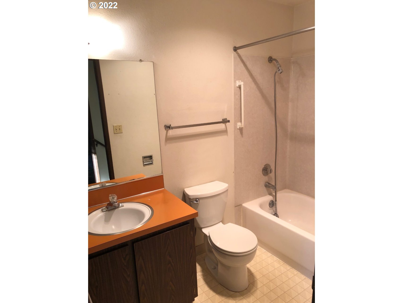 2727 Gateway Street, Unit 32 Springfield, OR 97477 - Photo 8 of 14 a bathroom with a sink a toilet and shower