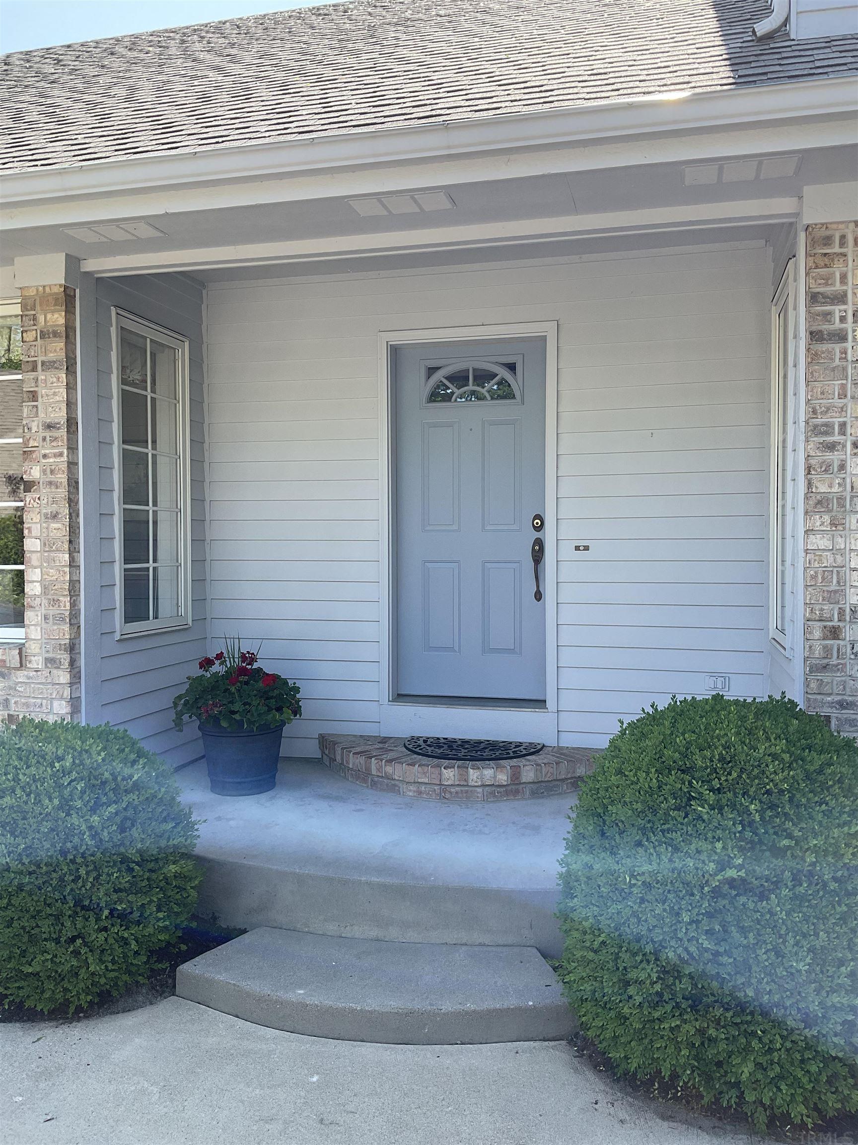 11134 Spring Pond Cove Fort Wayne, IN 46845 - Photo 5 of 28
