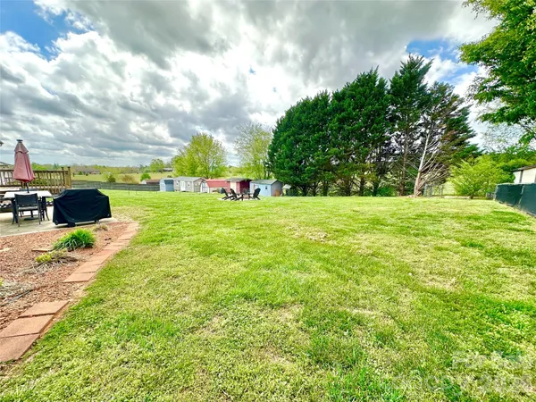 $300,000 | 238 Dogwood Acres Lane, Taylorsville, NC 28681