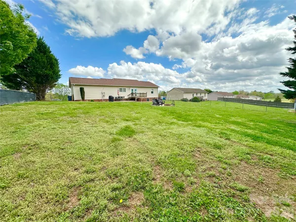 $300,000 | 238 Dogwood Acres Lane, Taylorsville, NC 28681