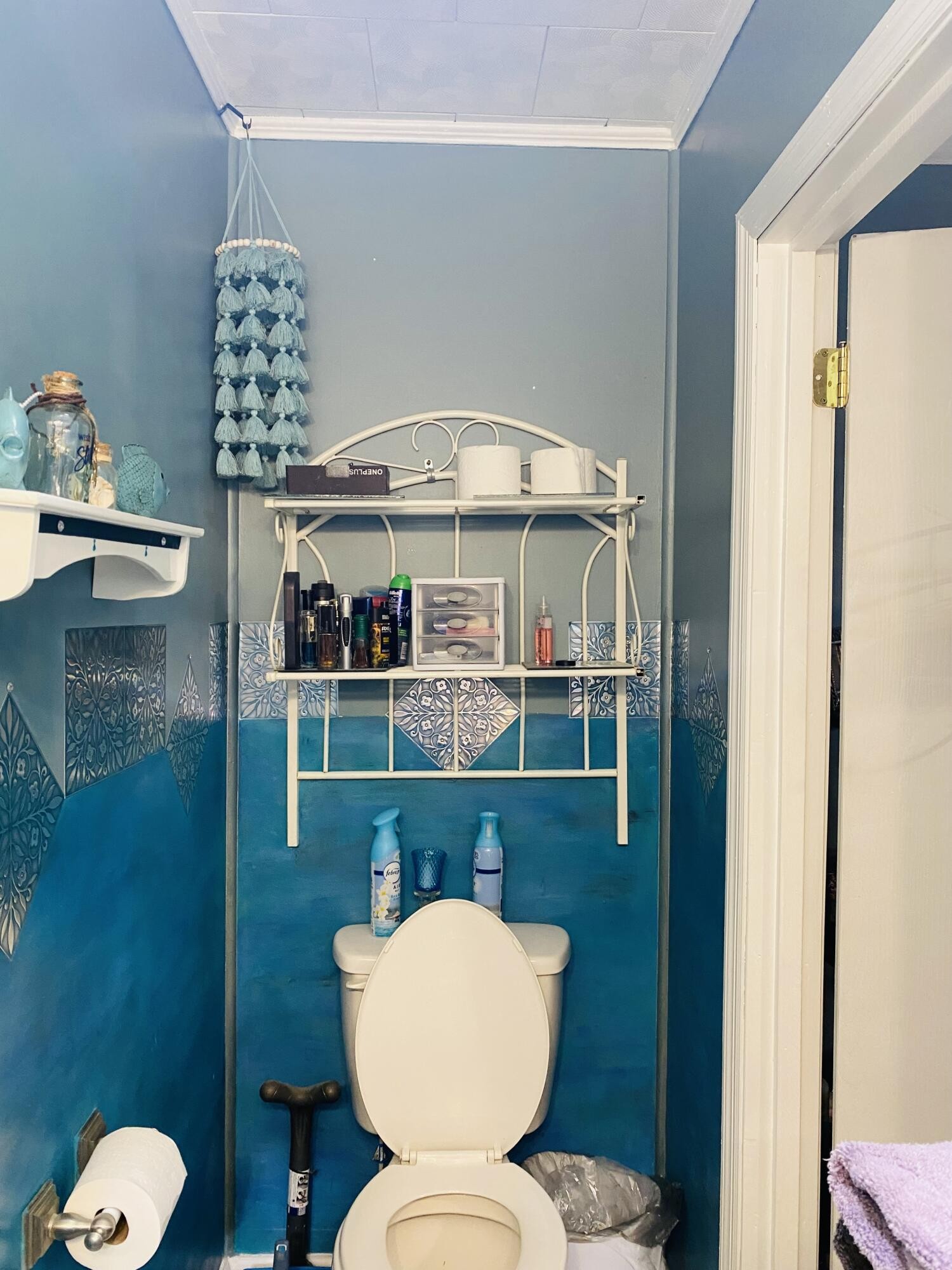 725 Durkee Road Southeast Cleveland, TN 37323 - Photo 10 of 24 a bathroom with a toilet a sink and a shower