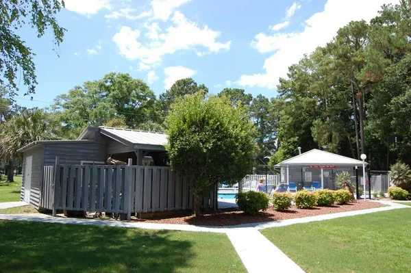 $1,050 | 10174 Beach Drive Southwest, Unit 206, Calabash, NC 28467