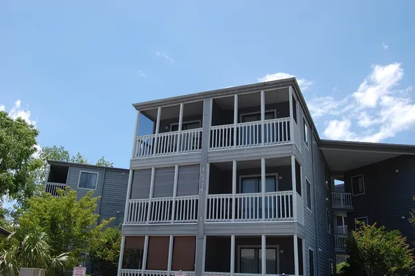 $1,050 | 10174 Beach Drive Southwest, Unit 206, Calabash, NC 28467