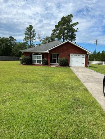 $1,800 | 38 Carson Street, Ludowici, GA 31316