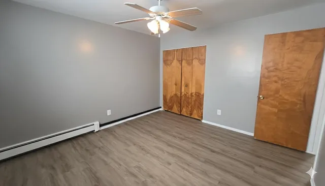 $850 | 46169 Jefferson Avenue, Chesterfield, MI 48047