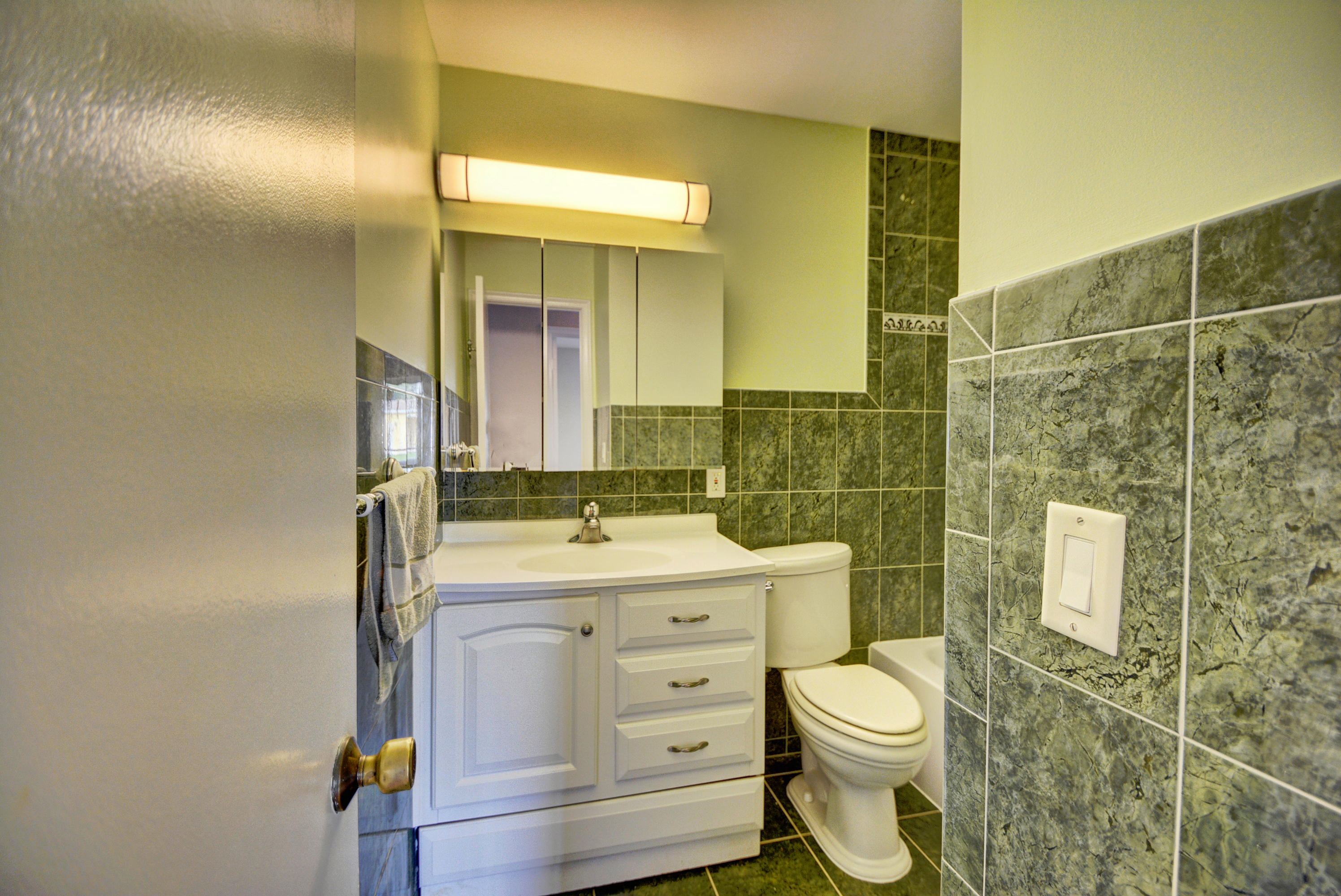 22060 Aquila Street Boca Raton, FL 33428 - Photo 12 of 21 DSC_0934_5_6_7_8