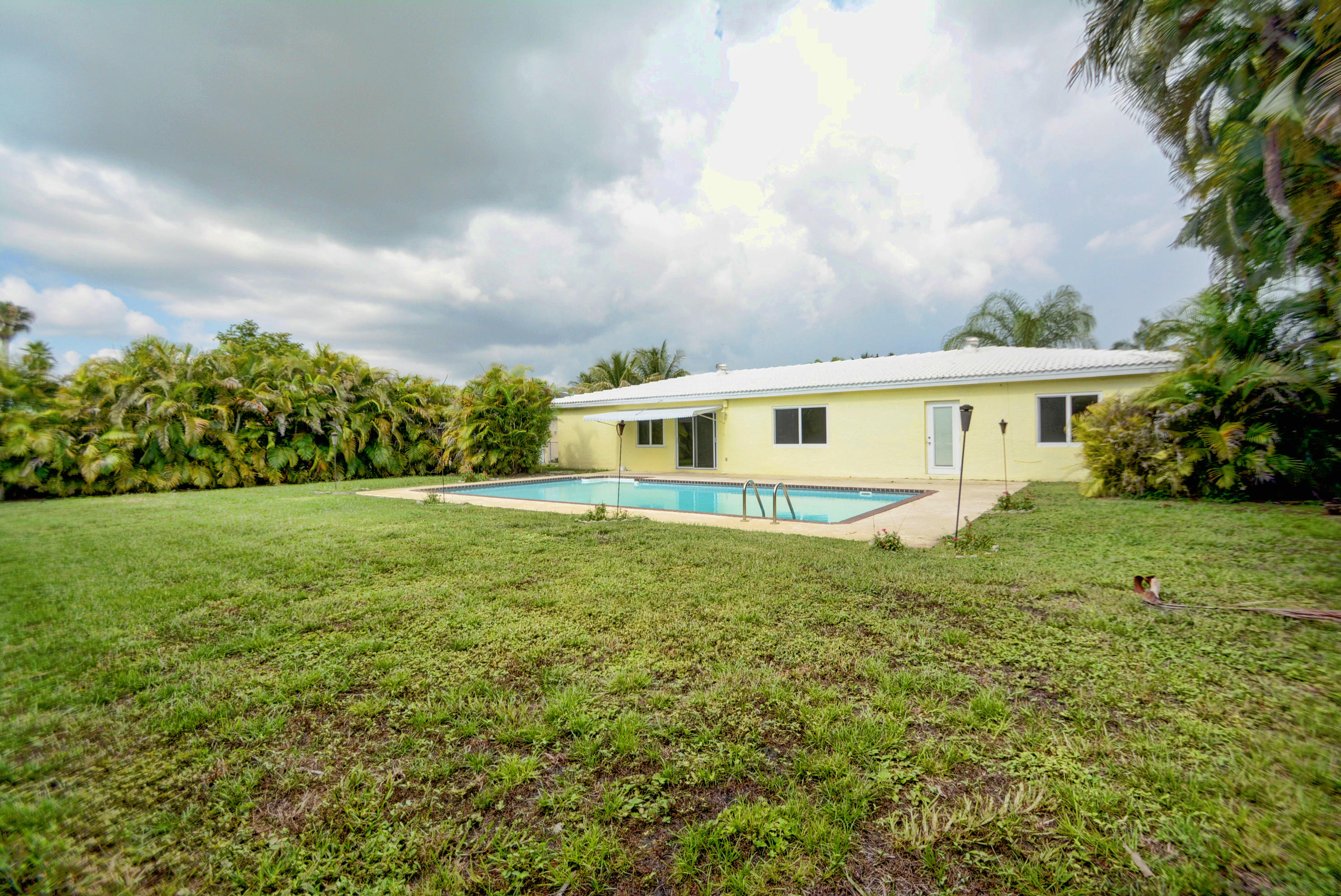 22060 Aquila Street Boca Raton, FL 33428 - Photo 19 of 21 DSC_0969_70_71_72_73