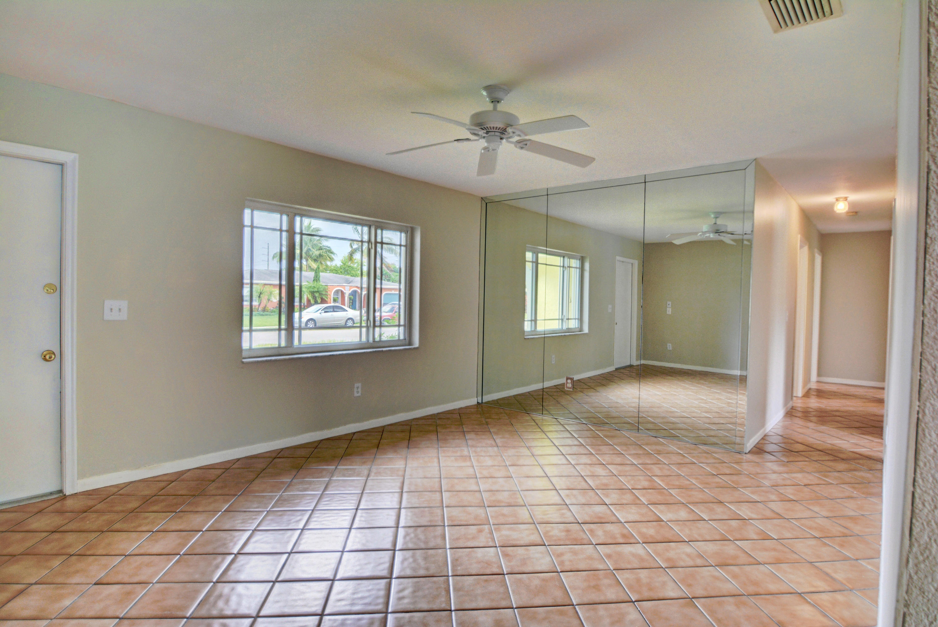 22060 Aquila Street Boca Raton, FL 33428 - Photo 9 of 21 DSC_0874_5_6_7_8