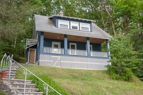 66 Beaconsfield Road Worcester, MA 01602 - Photo 1 of 20