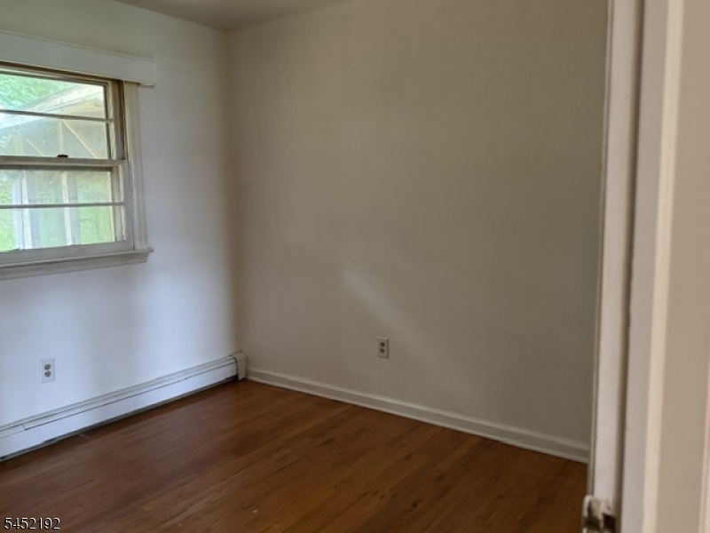 20 Pearl Place Butler, NJ 07405 - Photo 19 of 25 Gallery Image 19