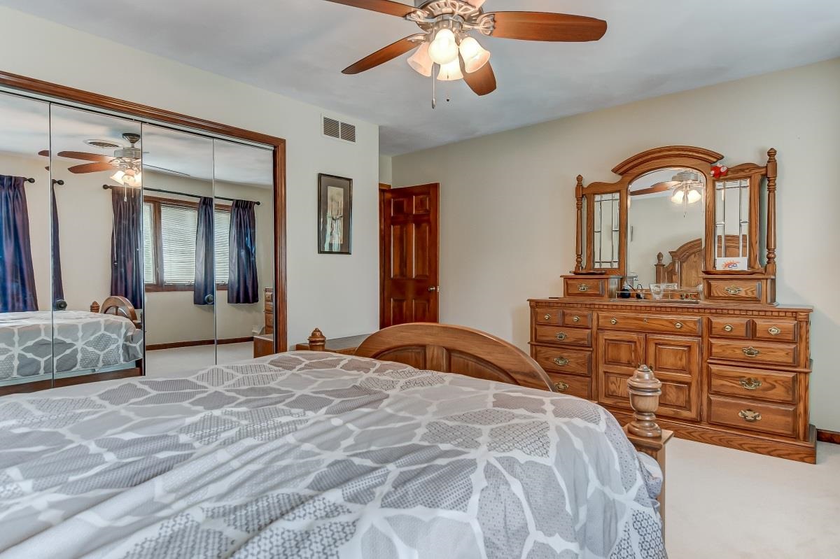 2009 Oak Creek Road Springfield, IL 62704 - Photo 33 of 50 Gallery Image 33