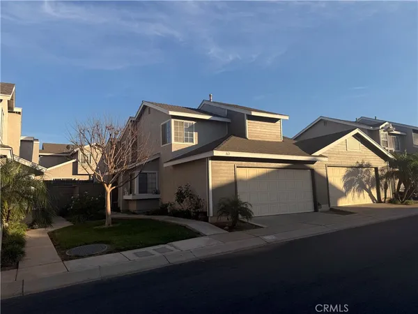 $585,000 | 863 Encino Place, Corona, CA 92882