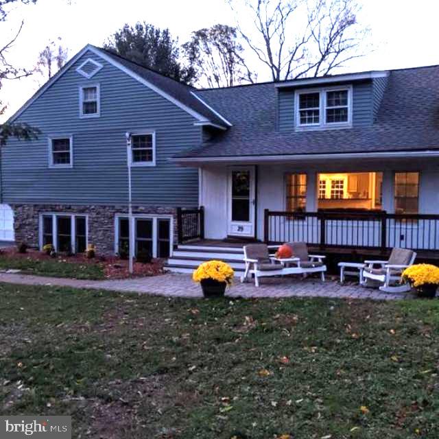 29 Blythewood Road Doylestown, PA 18901 - Photo 1 of 32
