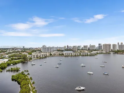 $2,350,000 | 17301 Biscayne Boulevard, Unit 1810, North Miami Beach, FL 33160