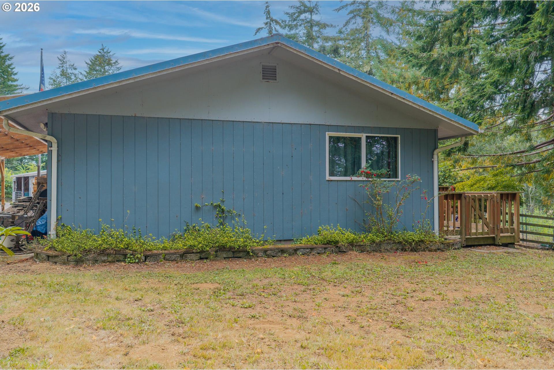 1960 Ranch Road Reedsport, OR 97467 - Photo 4 of 48 Gallery Image 4