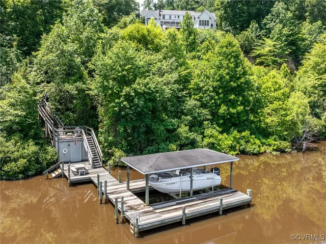 $1,288,000 | 310 Old Fraziers Trail, West Point, VA 23181