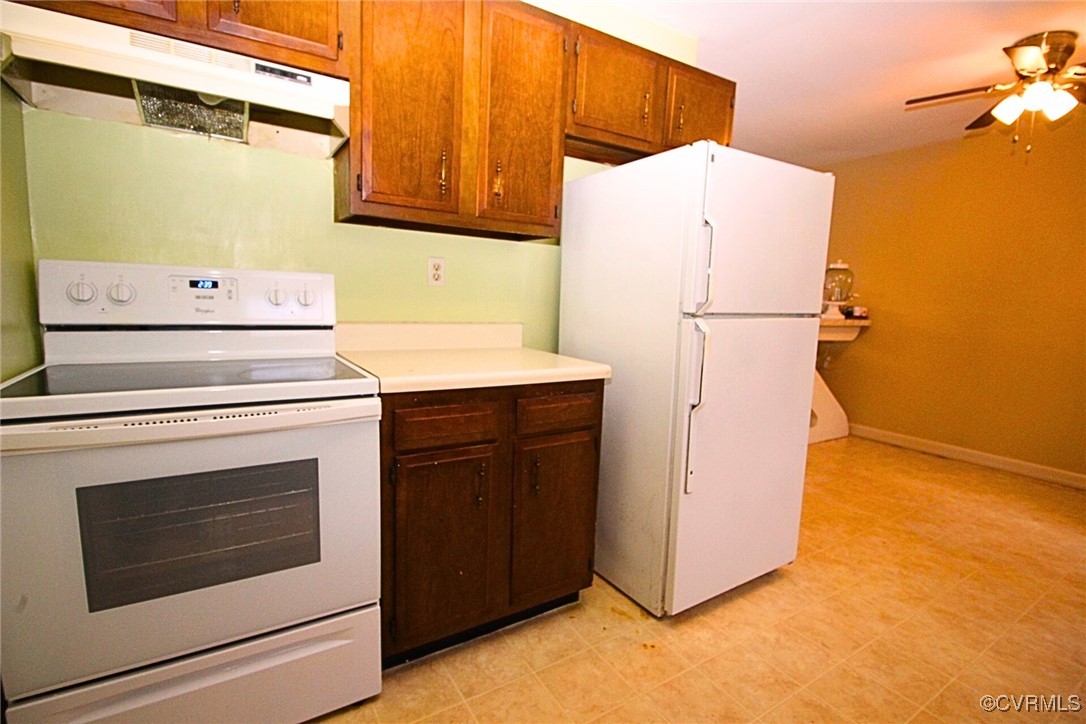 1200 Hodges Road Richmond, VA 23224 - Photo 11 of 23 Kitchen featuring ceiling fan and white appliances