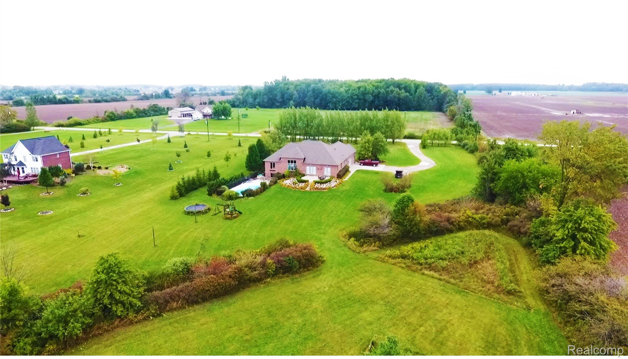 10021 Carroll Road Columbus, MI 48063 - Photo 34 of 34 DSC_6429 copy.jpg