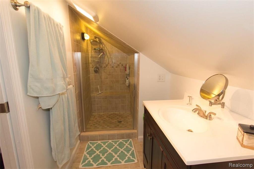 1529 Butternut Avenue Royal Oak, MI 48073 - Photo 21 of 43